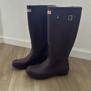 Hunter rain Boots 10 maroon burgundy
